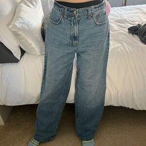 Abercrombie and Fitch Jeans The Loose High Rise